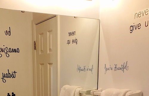 Pike House | Quiet Secluded Private Bedroom, Private Bathroom, Private Entrance