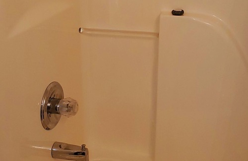 Pike House | Quiet Secluded Private Bedroom, Private Bathroom, Private Entrance