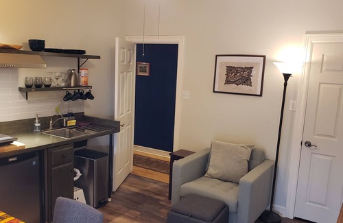 Glenlake Apartment | Quiet, secluded, private suite in NW Austin Hill Country. Lakes & Trails nearby.