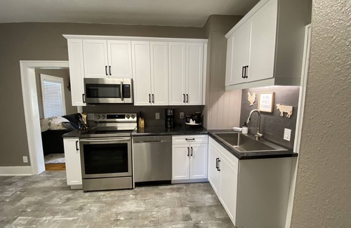La Crosse House | Quiet Small Town Stay