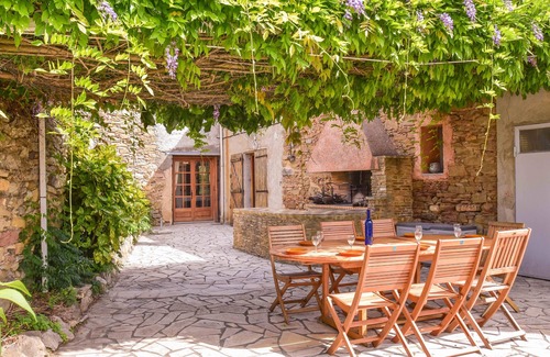 Felines-Minervois House | Quiet spacious house with air conditionning with private pool garden in village