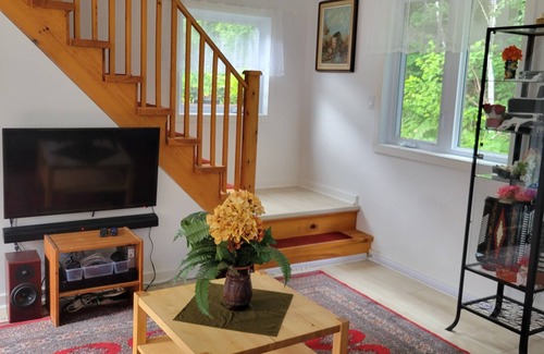 Killaloe Cabin | Quiet spacious 2 story lodge for private party