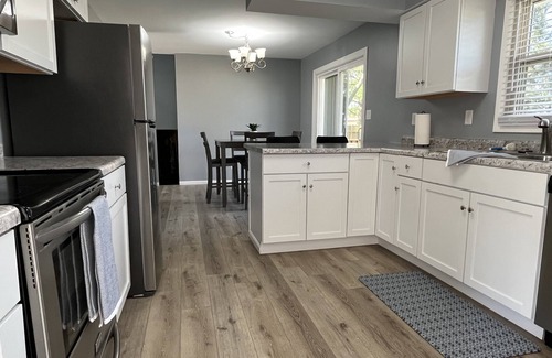 Rantoul House | Quiet, Spacious and Comfy!