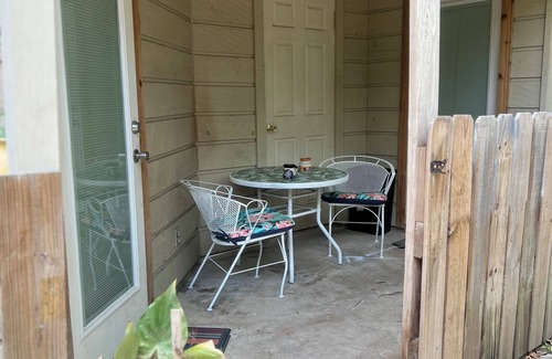 Medical Center District Condo | Quiet, spacious centrally-located condo in gated community