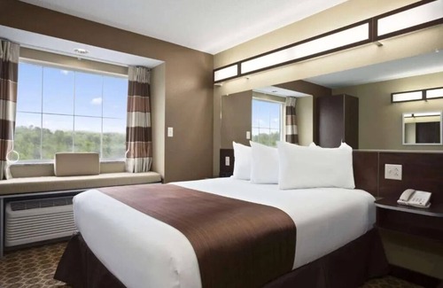 White Hall Hotel | Quiet Stay with Free Breakfast | Ideal for Solo Travel Right off Interstate 79
