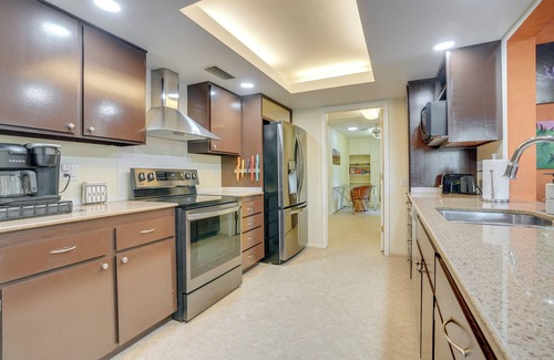 Sun City West House | Quiet Sun City West Home w/Gazebo + Pool Access!