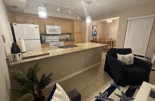 Tierra Verde Condo | Quiet Tierra Verde Waterfront Condo Minutes from Saint Pete