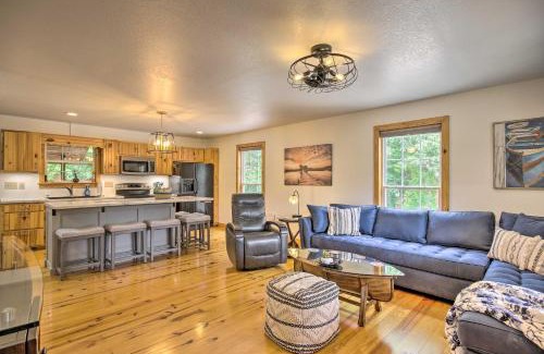 Tignall House | Quiet Tignall Getaway Near Lake with Boat Dock