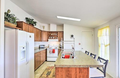 Tombstone House | Quiet Tombstone Retreat about 3 Mi to Historic Dtwn!