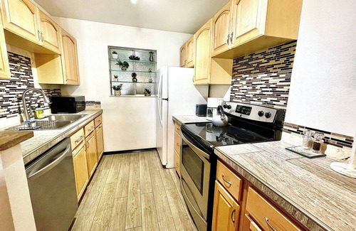 Grand Junction Apartment | Quiet top floor apartment with indoor pool