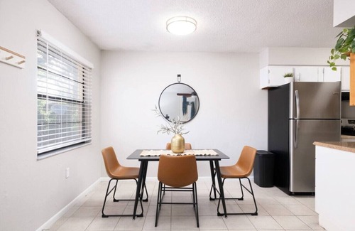 Gainesville House | Quiet, Updated 2 bed/2 bath Condo in NW Gainesville