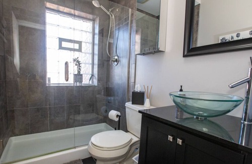 Shadyside House | Quiet & Updated Shadyside Townhouse