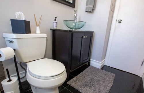 Shadyside House | Quiet & Updated Shadyside Townhouse