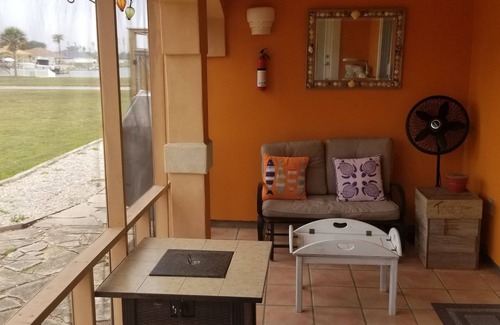 Aransas Pass House | Quiet Vacation Home, close to Conn Brown Harbor, Rockport, and Port A beaches.
