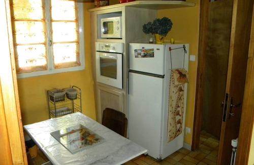 Castelnau-de-Brassac Cottage | Quiet vacation rental in the middle mountains