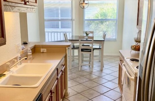 Venice Condo | Quiet Venice Florida getaway available 2025-26!
