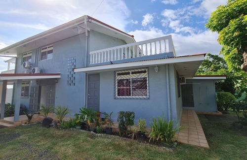 Paea House | Quiet villa by the sea, ideal for families or groups of travellers