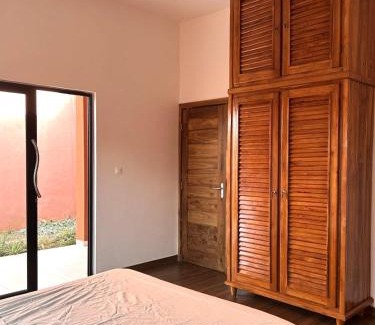 Seme-Kpodji Villa | Quiet Villa Near Sea, Cotonou