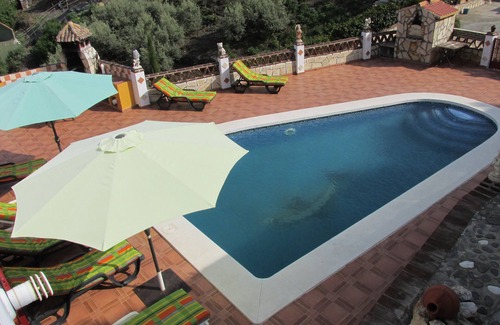 Torrox Cottage | Quiet villa, with private pool and free Wi-Fi, 10km from the beach