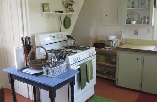 New Shoreham House | Quiet Walk To The Beach