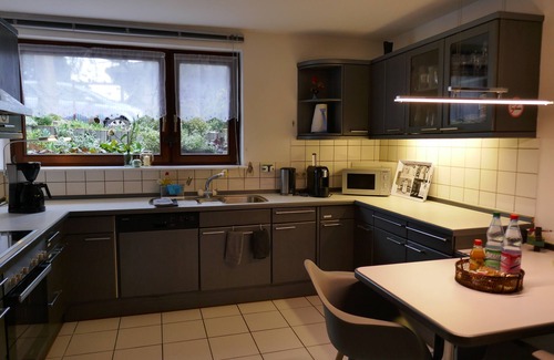 Weiterstadt Apartment | Quiet well-kept apartment, Frankfurt Airport 23 km, A5 easily accessible