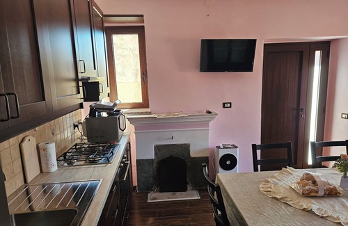 Moliterno Apartment | Quiete del Sirino - Self-contained apartment complete with everything, for groups/families