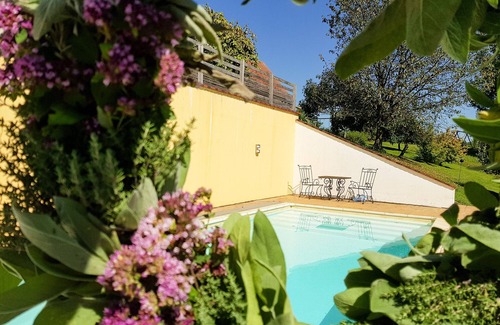 Feldbach Apartment | Quietly located farm, with pool, children and dogs welcome