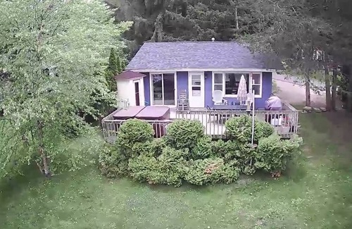 Poynette Cottage | Quietwater Cottage-On Water/Nature/Birds/Canoe/Hike/Relaxing/Hot Tub, Peaceful!