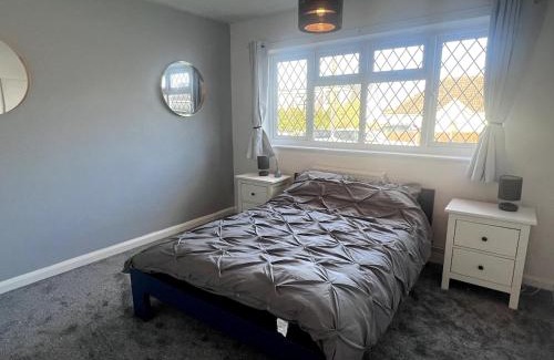 Swalecliffe House | Quince Cottage - Hot tub and parking for 4 cars