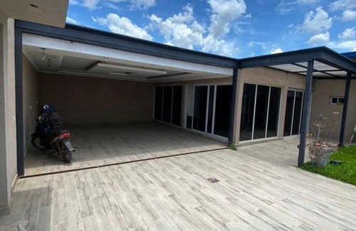 Resistencia Apartment | Quincho Siara