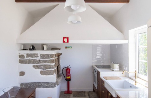 Bico House | Quinta da Costeira - Casa Azul do Limoal