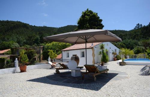 Miranda do Corvo Cabin | Quinta da Granja Gardener's cottage