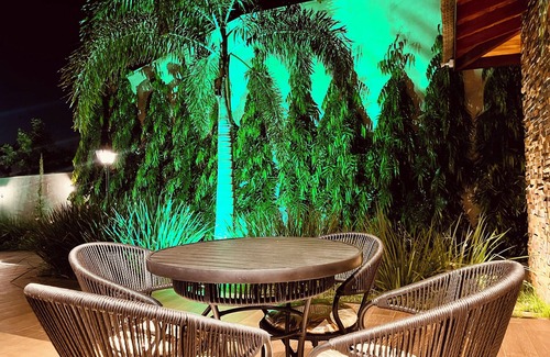 Olimpia House | Quinta das Palmeiras Corner, House with Heated Pool - Olímpia-SP