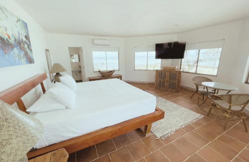 Isla Tintipan Resort | Quinta del Mar Crystal Beach