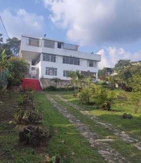 Subia House | Quinta Divina Providencia