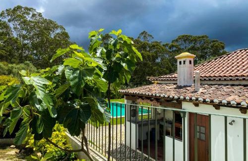 Santa Maria e Sao Miguel Bed & Breakfast | Quinta do Pé Descalço guesthouse Sintra - Relaxing countryside stay to discover heritage and coast