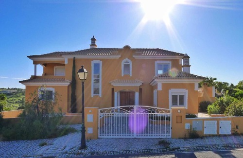 Castro Marim Villa | Quinta do Vale - 4 bedroom villa with pool on golfcourse