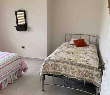 Nabon House | Quinta en el Valle de Yunguilla