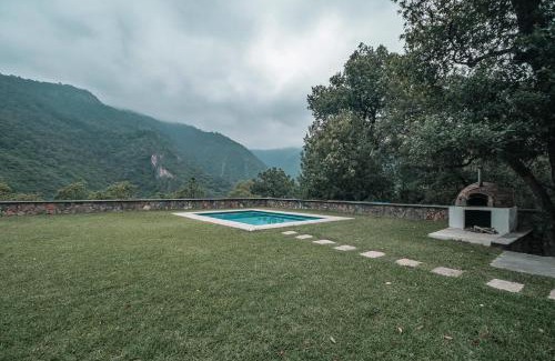 Santiago Villa | Quinta Esmeralda