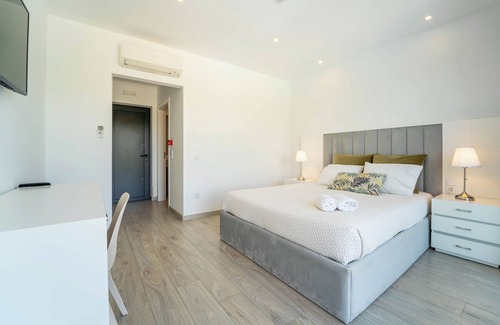Almodovar e Graca dos Padroes Hotel | Quinta Solar da Portela