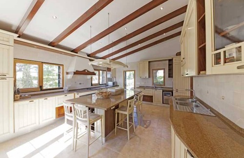 Vila Nova De Cacela Villa | Quinta Tio Pedro, sleeps 17 with private pool