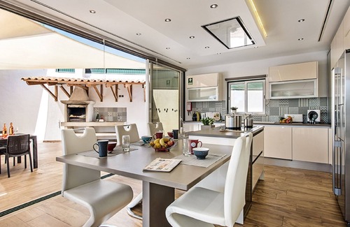 Tunes House | Quinta Valente by Interhome