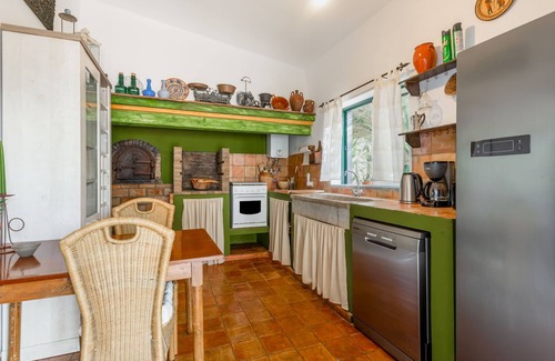 Campina House | Quintal das Oliveiras by Interhome