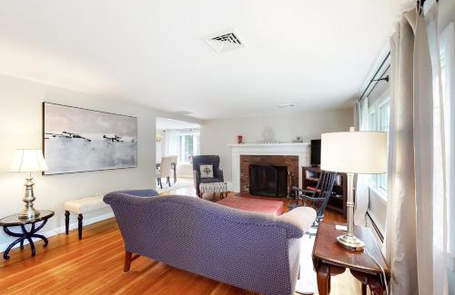 Falmouth House | Quintessential Cape Cod Vacation