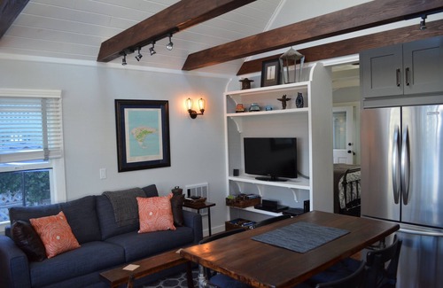 Provincetown Cottage | Quintessential Cape Cod cottage, near Town Center, 1 block to Commercial St