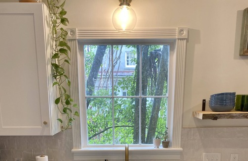 Harleston Village House | Quintessential Charleston Charm on Queen St
