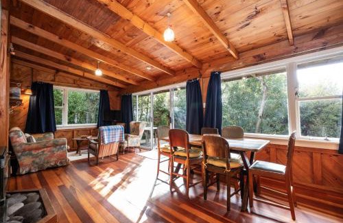 Kuratau House | Quintessential kiwi kuratau bach
