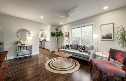 Barton Heights House | Quintessential Zilker Bungalow