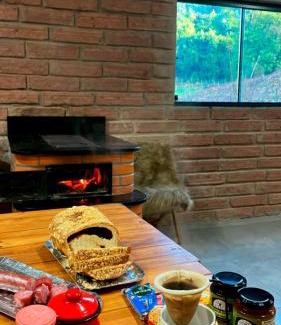 Garibaldi Ski Chalet | Quiosque do aconchego
