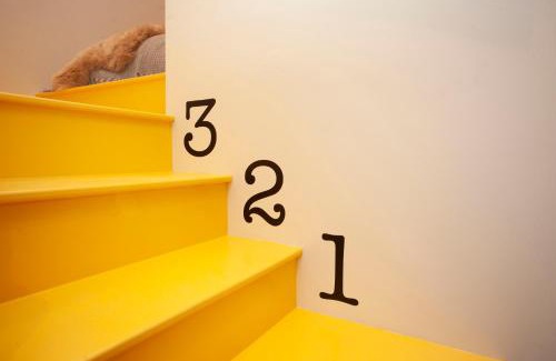 Cardiff City Centre Apartment | Quirky Aparthotel 2min to Central Station